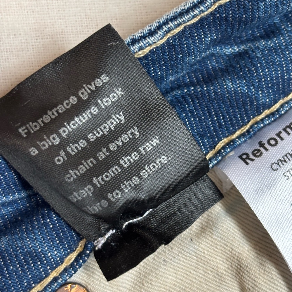 Reformation Cynthia High Rise Straight Jeans Womens Sz 26 Button Fly Blue Denim - Picture 15 of 15